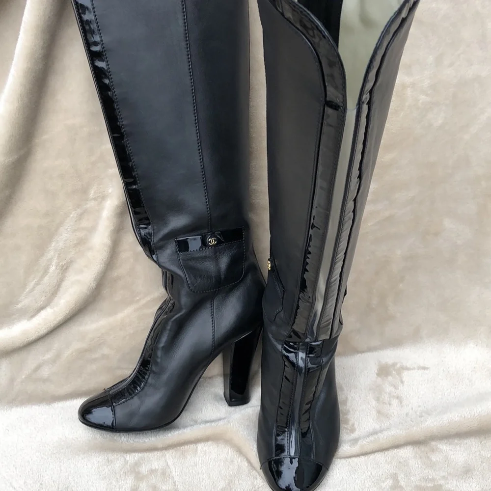 CHANEL Black Leather Tall Boots with Gold Accents - Picture 15 of 16